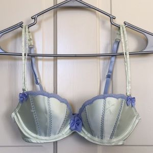 Victoria’s Secret Bra